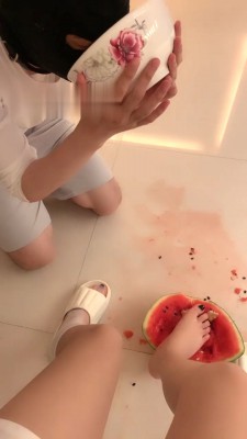 1775594463107008.jpg
