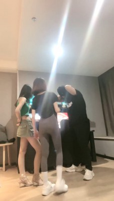 177559449805001.jpg