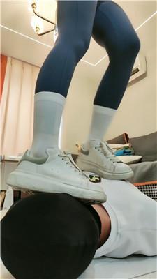 1781582634033010.jpg